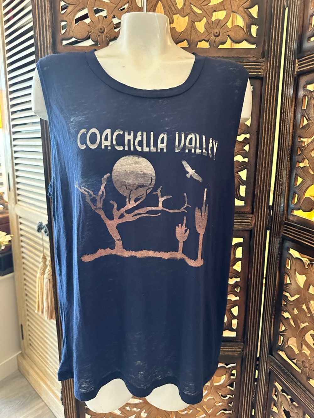 Fifth Sun Navy Blue Pull On “ Coachella Valley “ Sleeveless Tank Top Tee Shirt.